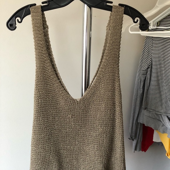Forever 21 Knit/crotchet loose tank top - Picture 2 of 3